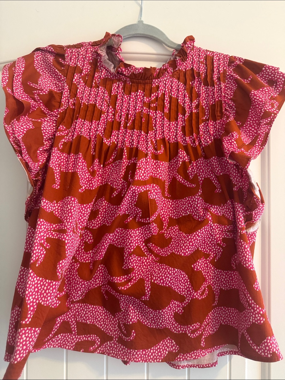 CROSBY by Mollie Burch Pink & Brown Ruffle Neck Short Sleeve Top